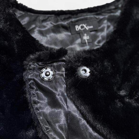 Y2K BCX Dress Black Soft Fluffy Faux Fur Goth Glam Cropped Cape / Shawl S - Picture 6 of 7